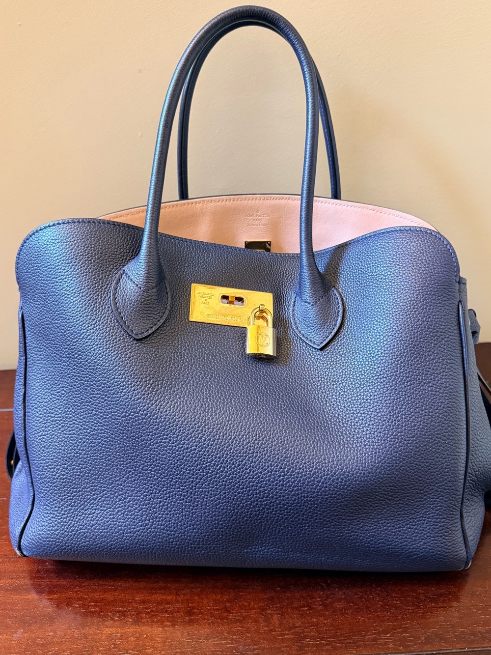 Louis Vuitton Navy Leather Shoulder Bag with Pink Interior and Gold Hardware